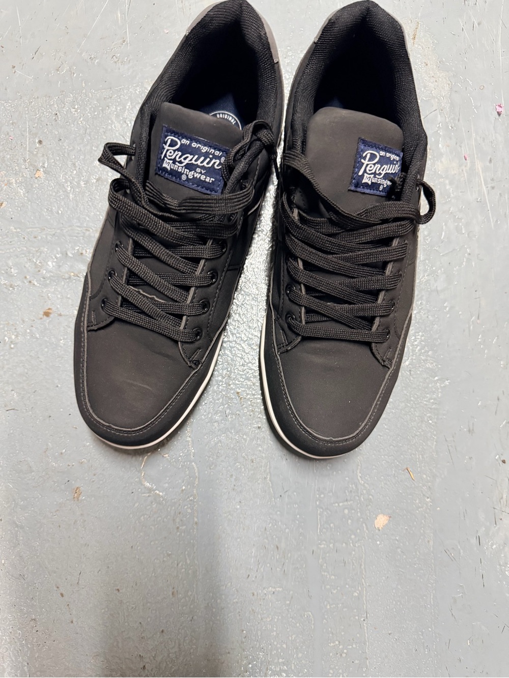 Men’s Original Penguin black shoes size 11